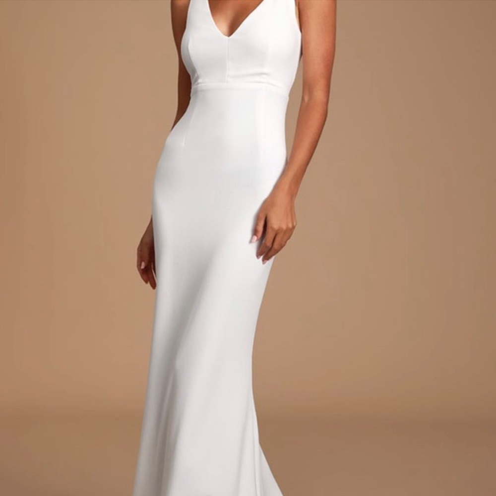 NWT White Dress LULU’s